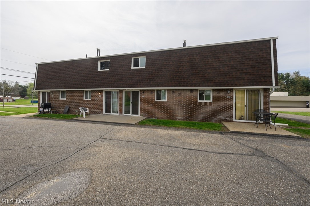403 Noble Street W East Canton OH 44730