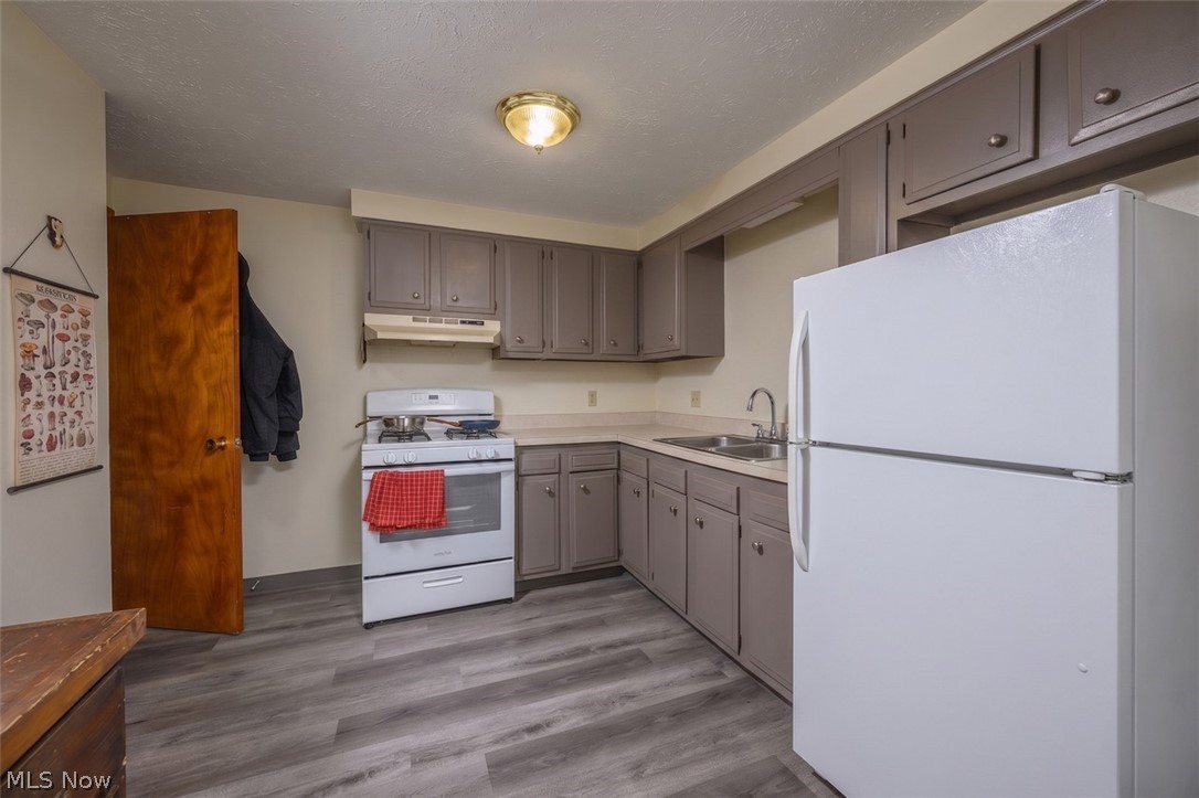 403 Noble Street W East Canton OH 44730