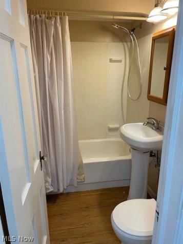 6118 Ridge Road Parma OH 44129