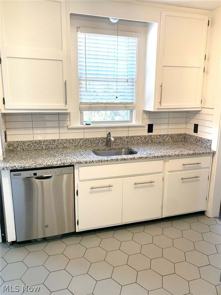 2638 Fenwick Road University Heights OH 44118