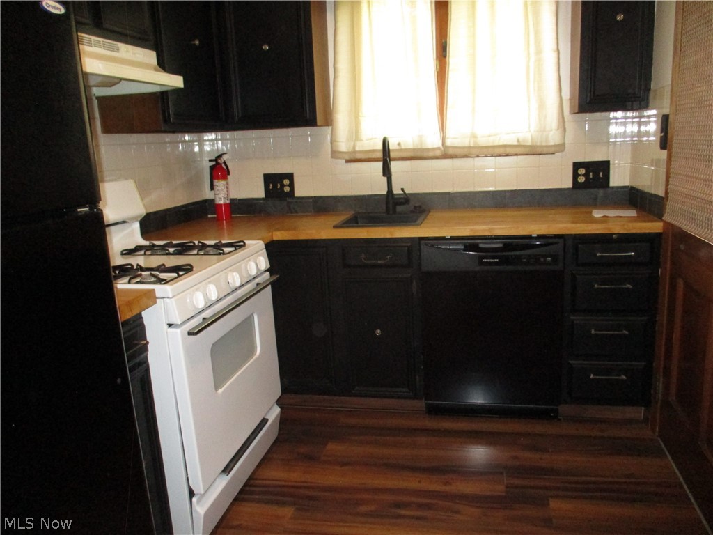650-652 E Liberty Street Girard OH 44420