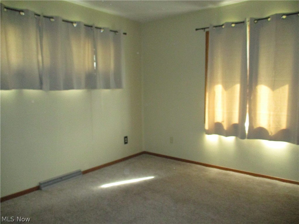 650-652 E Liberty Street Girard OH 44420