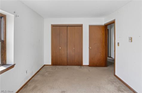 380 N Ridge Road W Lorain OH 44053