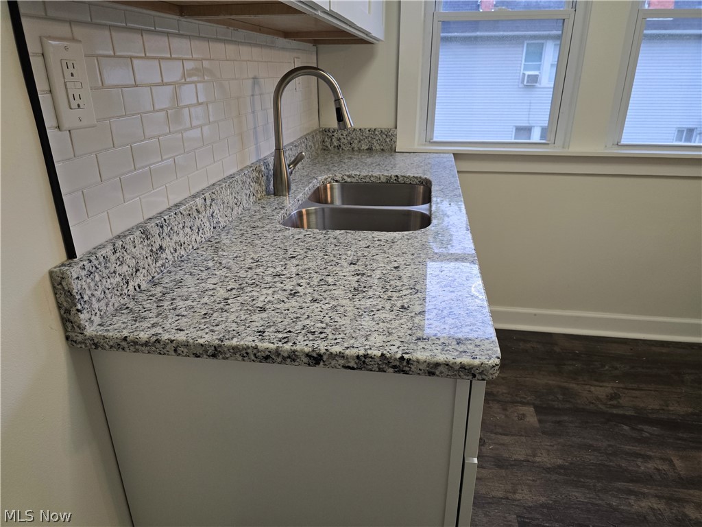 1095 E 113th Street Cleveland OH 44108