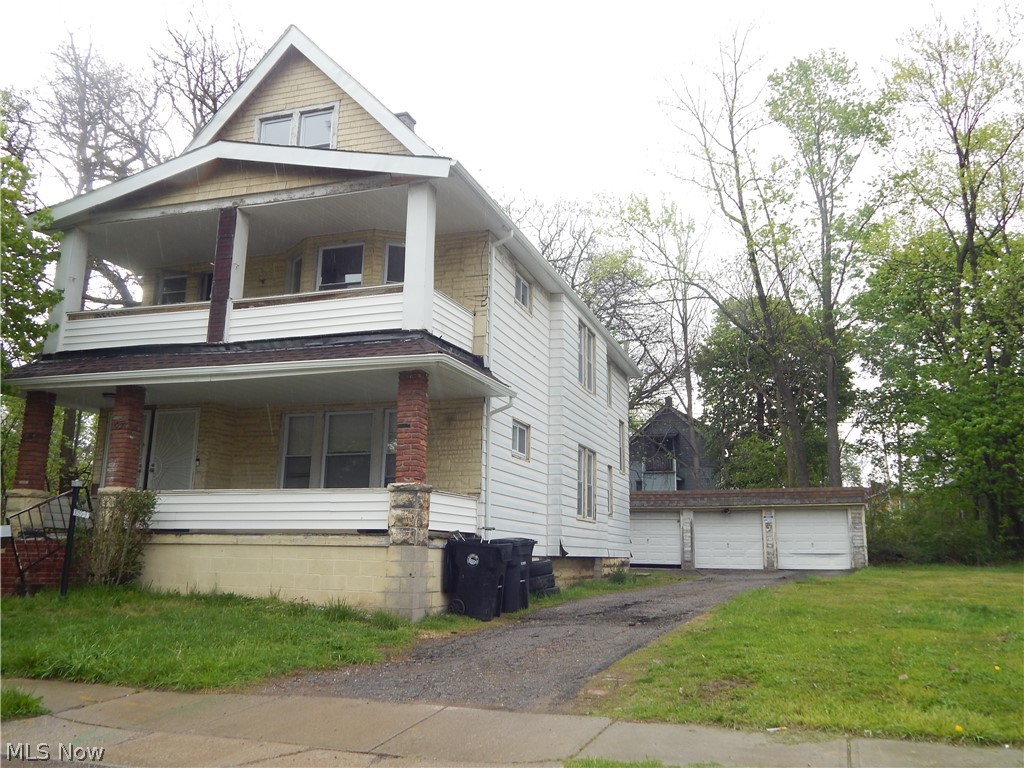 1095 E 113th Street Cleveland OH 44108