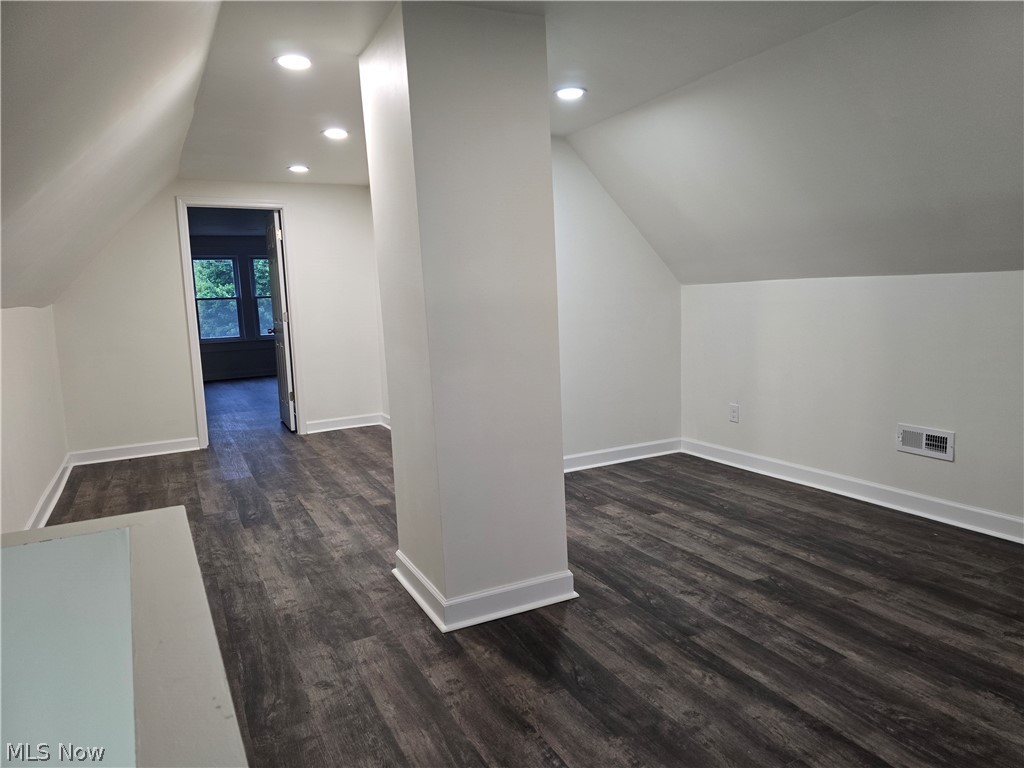 1095 E 113th Street Cleveland OH 44108