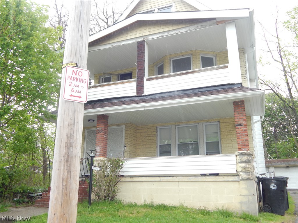 1095 E 113th Street Cleveland OH 44108