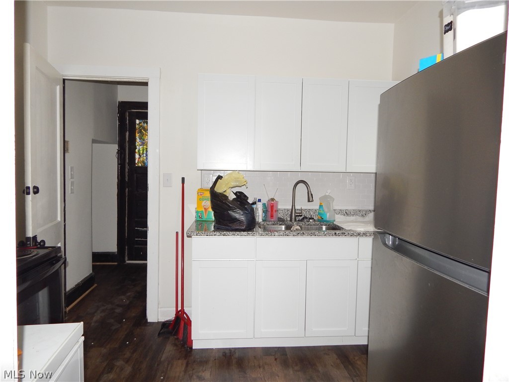1095 E 113th Street Cleveland OH 44108