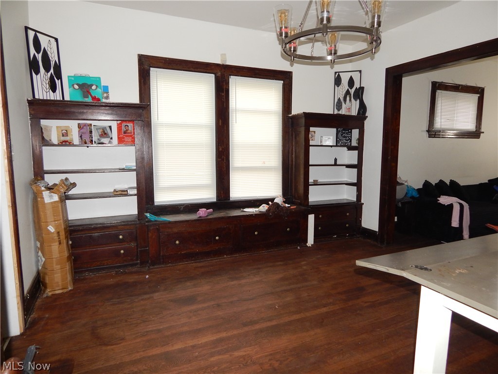 1095 E 113th Street Cleveland OH 44108