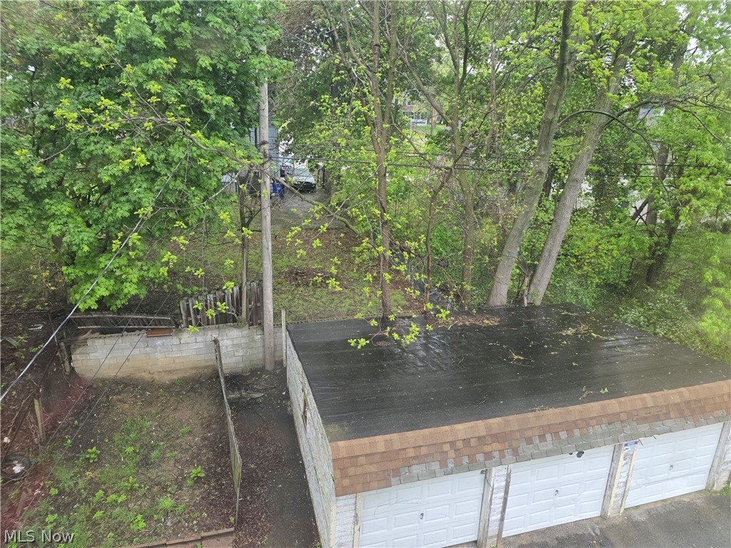1095 E 113th Street Cleveland OH 44108