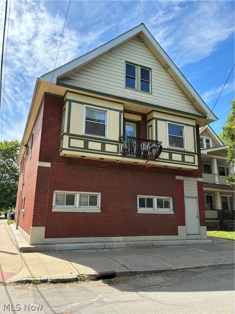 2598 W 10th Street Cleveland OH 44113
