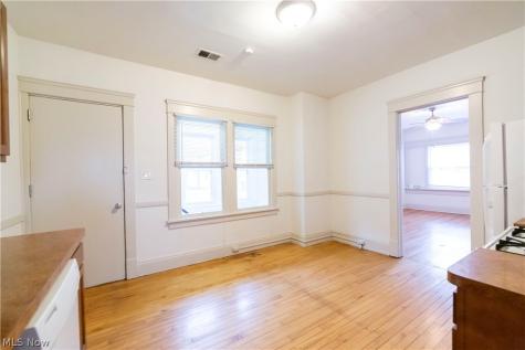 2598 W 10th Street Cleveland OH 44113