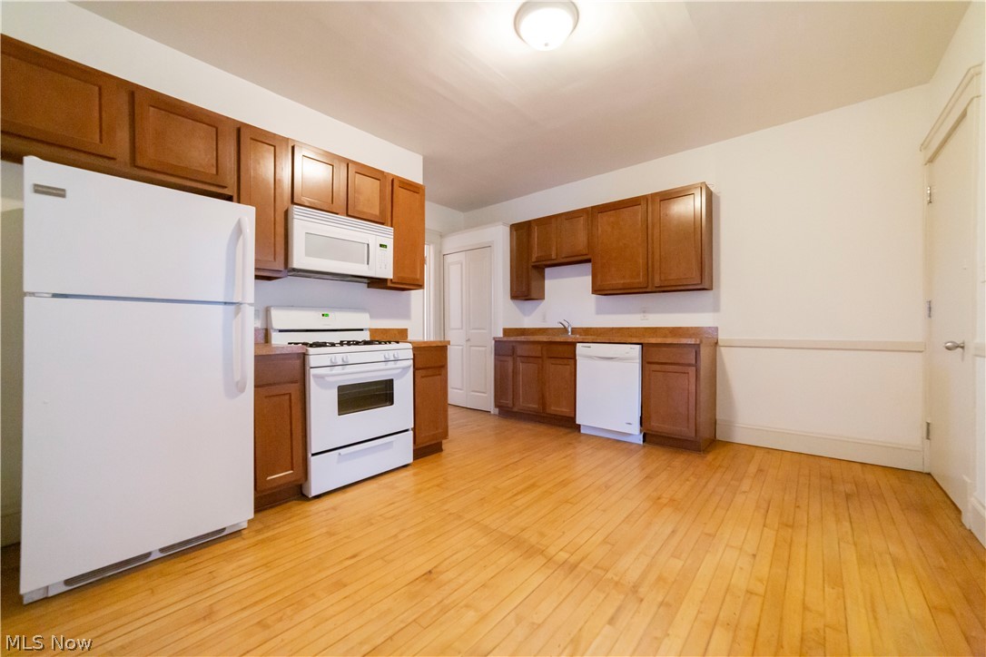 2598 W 10th Street Cleveland OH 44113