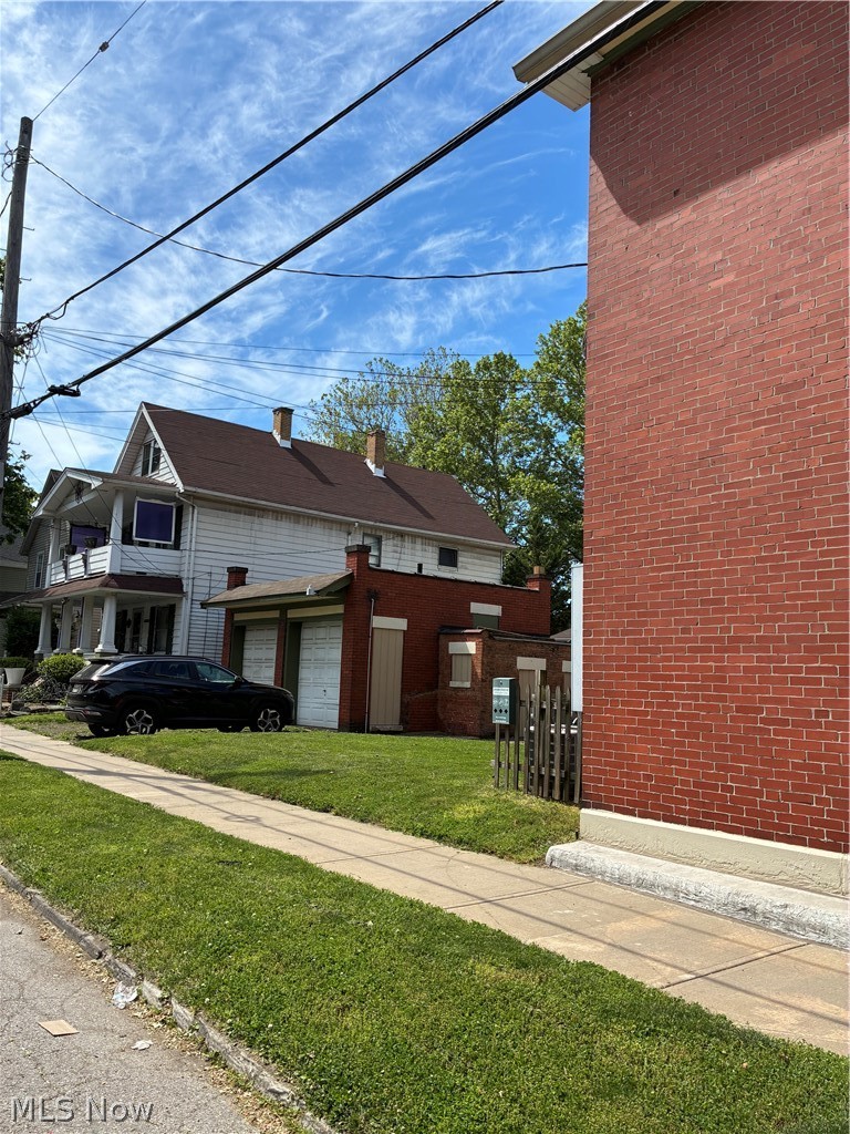 2598 W 10th Street Cleveland OH 44113