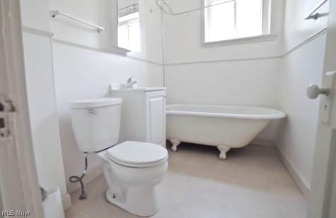 2598 W 10th Street Cleveland OH 44113