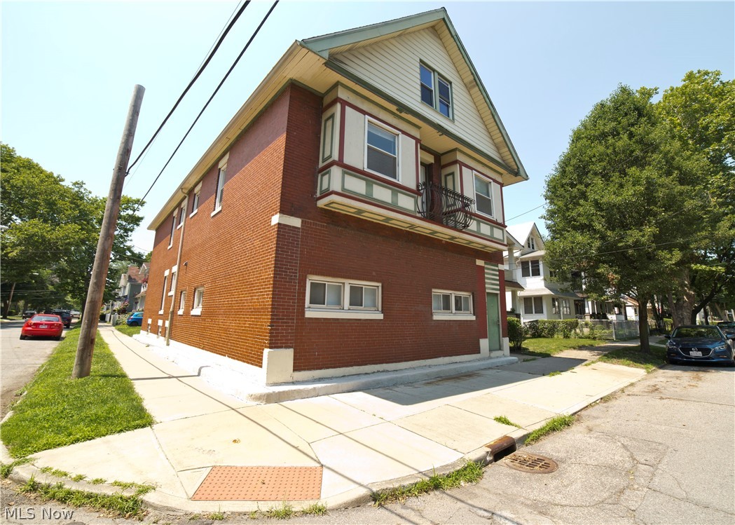 2598 W 10th Street Cleveland OH 44113