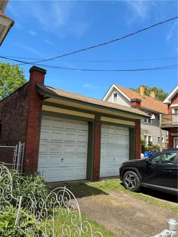 2598 W 10th Street Cleveland OH 44113