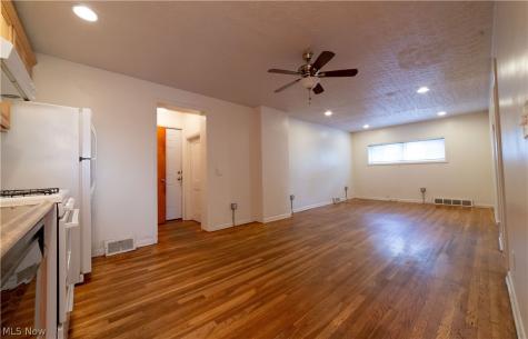 2598 W 10th Street Cleveland OH 44113