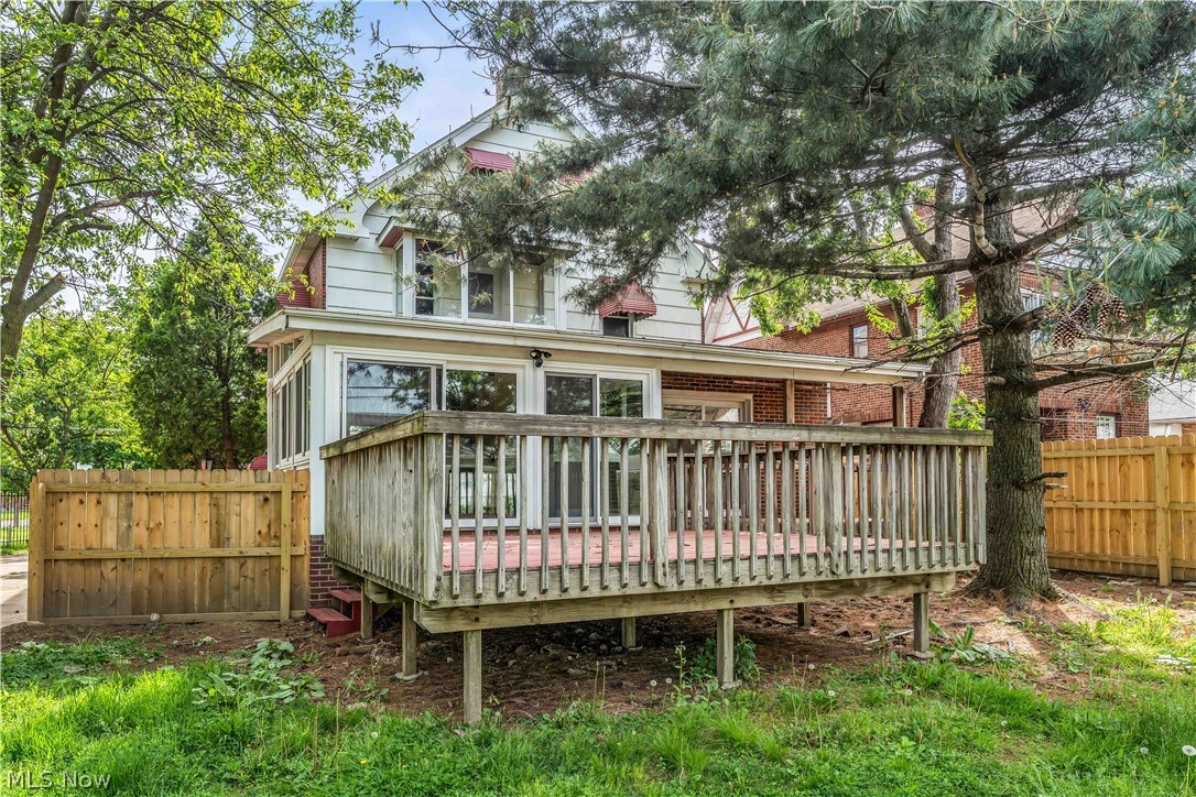 924 E 214th Street Euclid OH 44119