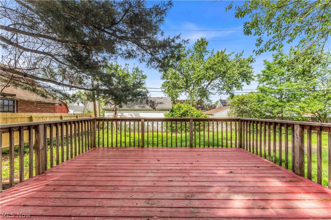 924 E 214th Street Euclid OH 44119