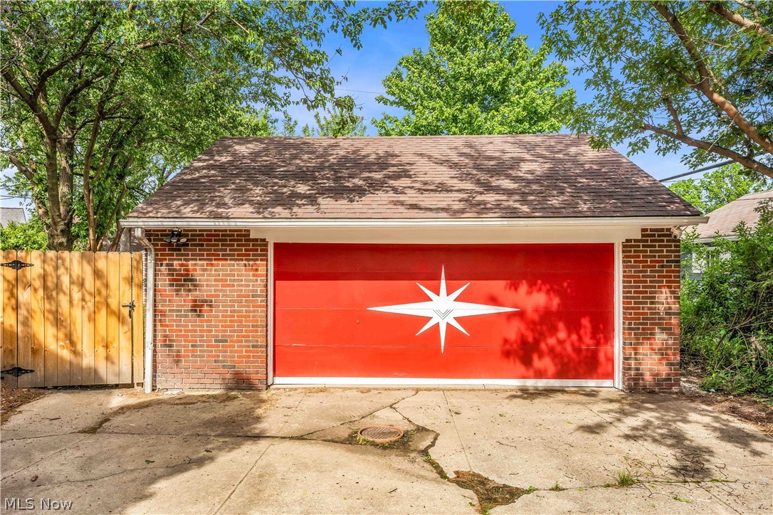 924 E 214th Street Euclid OH 44119