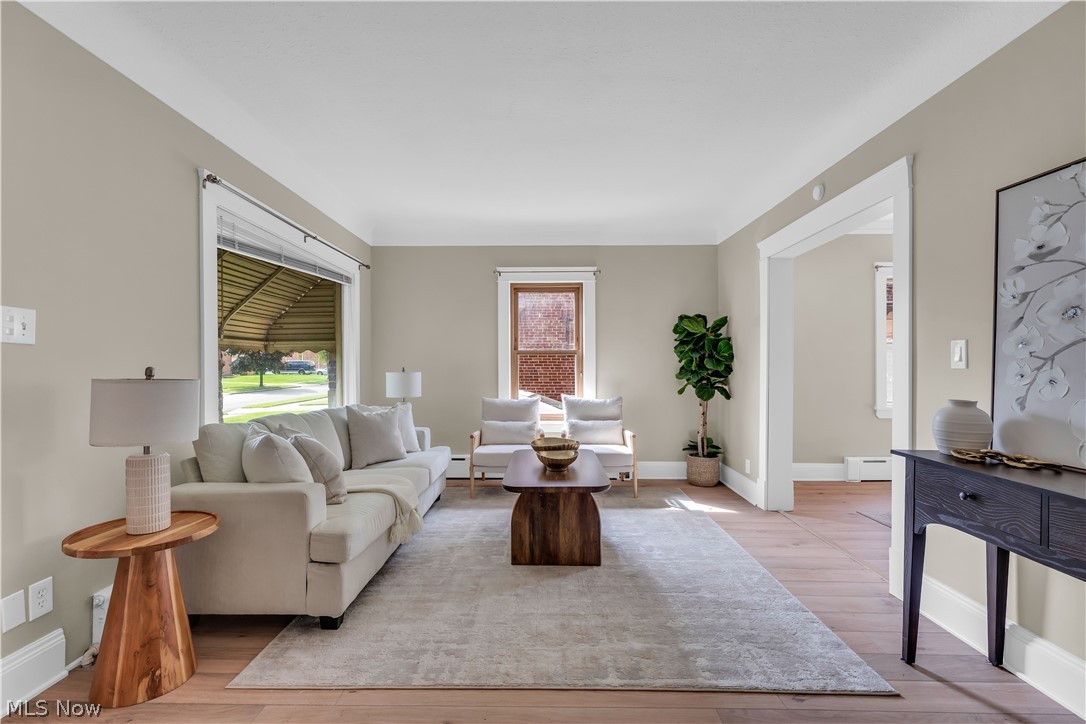924 E 214th Street Euclid OH 44119