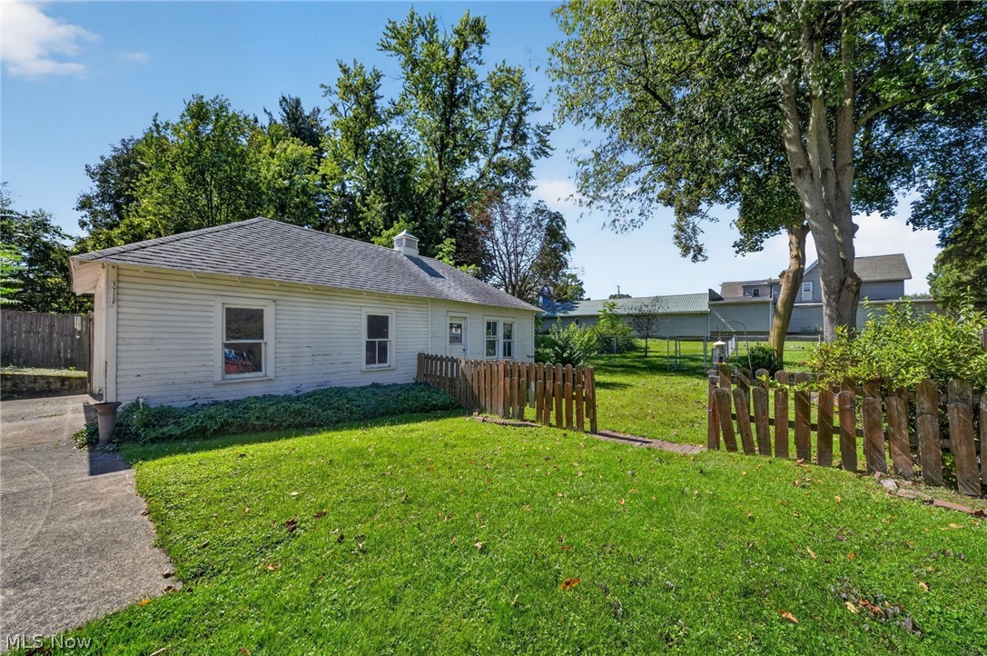 5143 - 5145 Samuel Avenue Ashtabula OH 44004