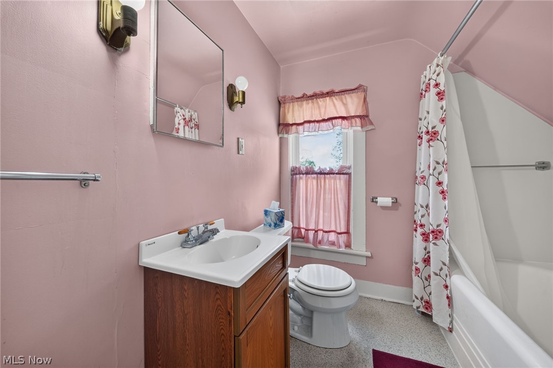 5143 - 5145 Samuel Avenue Ashtabula OH 44004