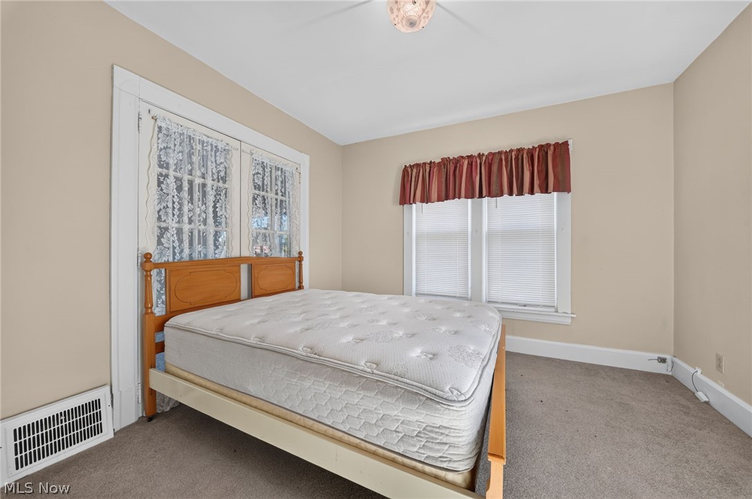 5143 - 5145 Samuel Avenue Ashtabula OH 44004