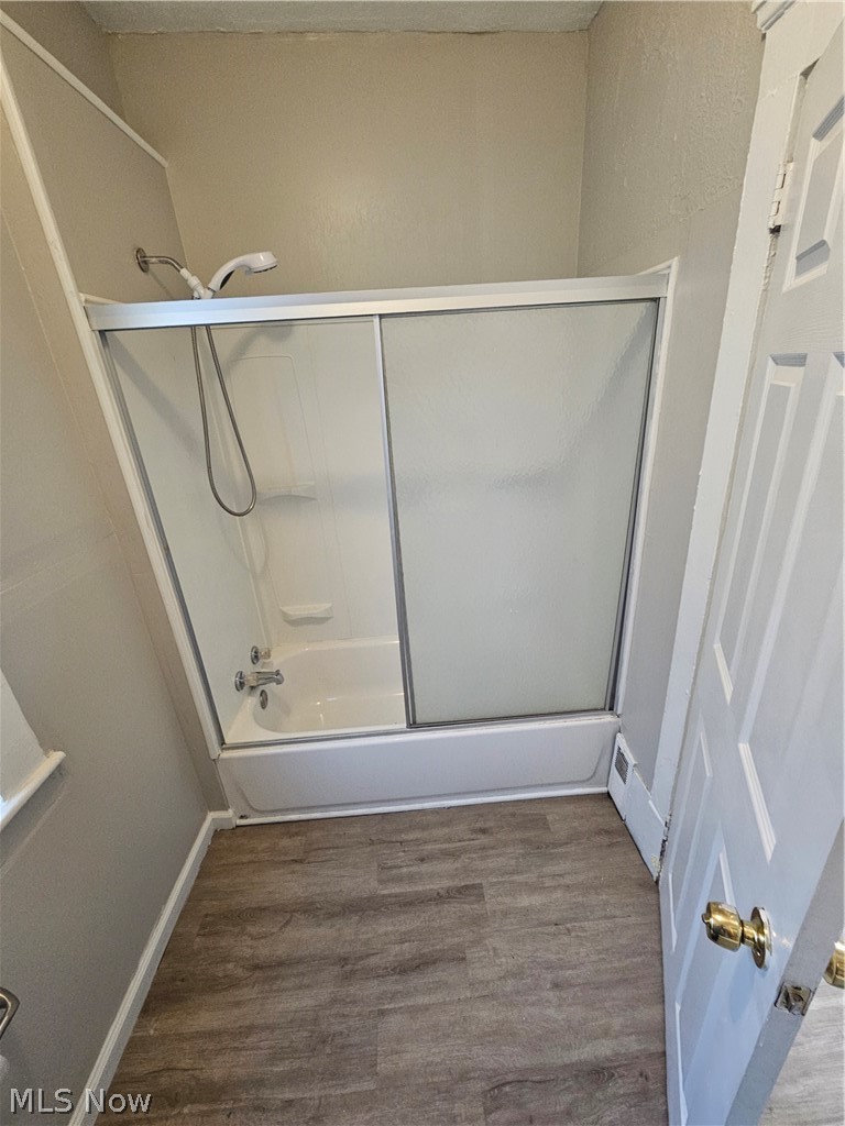 3296 W 44th Street Cleveland OH 44109