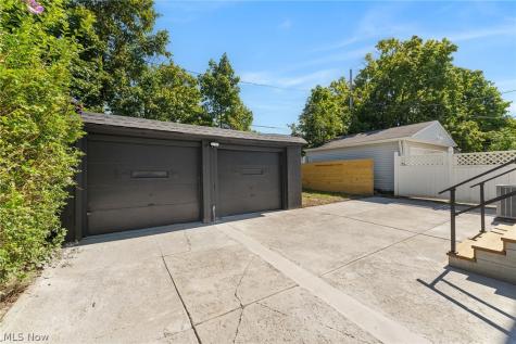 3713 Menlo Road Shaker Heights OH 44120