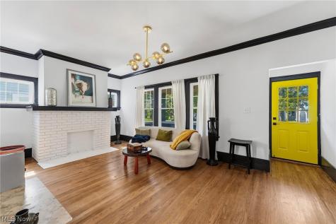 3713 Menlo Road Shaker Heights OH 44120