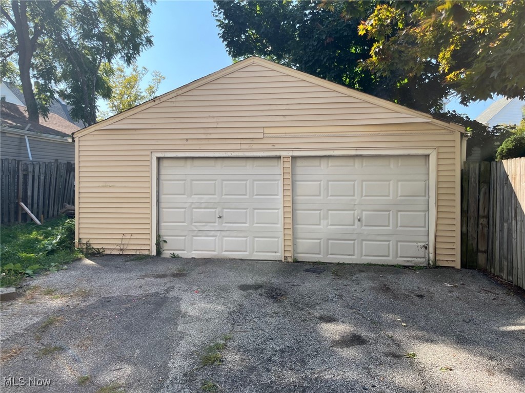 3707 Cecilia Avenue Cleveland OH 44109