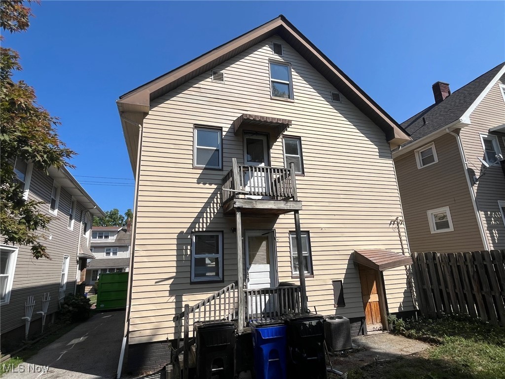 3707 Cecilia Avenue Cleveland OH 44109