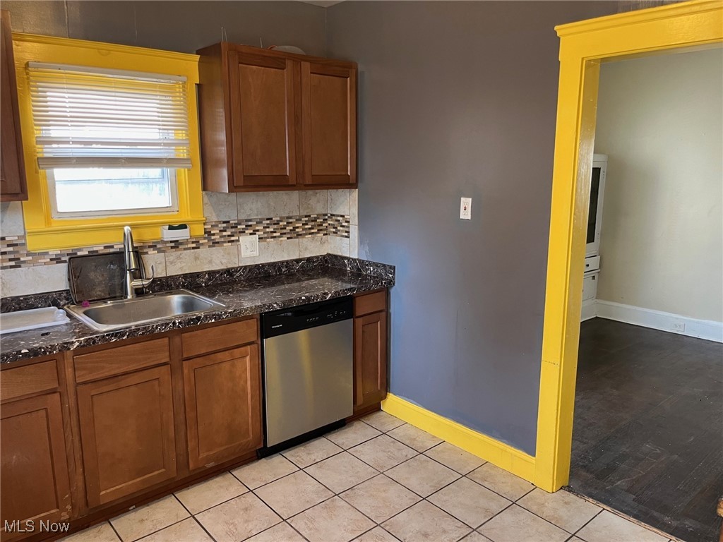 3707 Cecilia Avenue Cleveland OH 44109