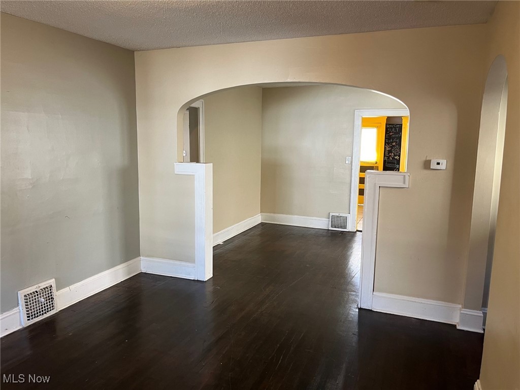 3707 Cecilia Avenue Cleveland OH 44109