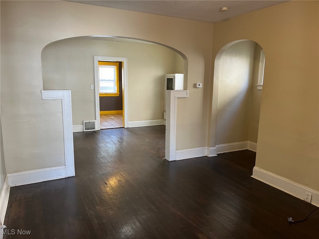 3707 Cecilia Avenue Cleveland OH 44109