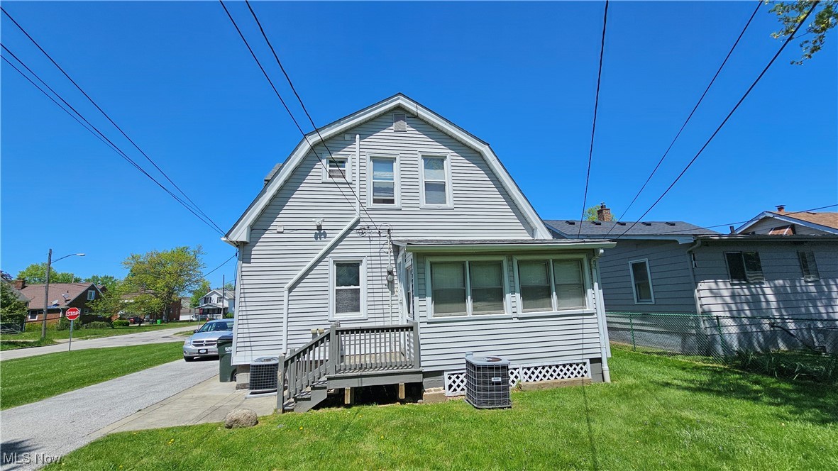 19326 Tyronne Avenue Euclid OH 44119
