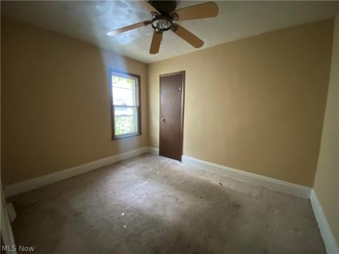 964 Stevenson Road Cleveland OH 44110
