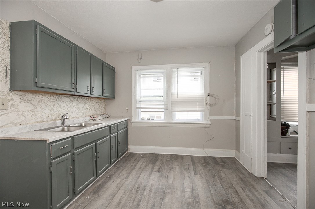 12008 Craven Avenue Cleveland OH 44105