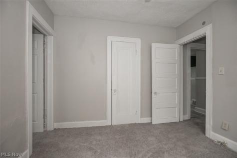 12008 Craven Avenue Cleveland OH 44105