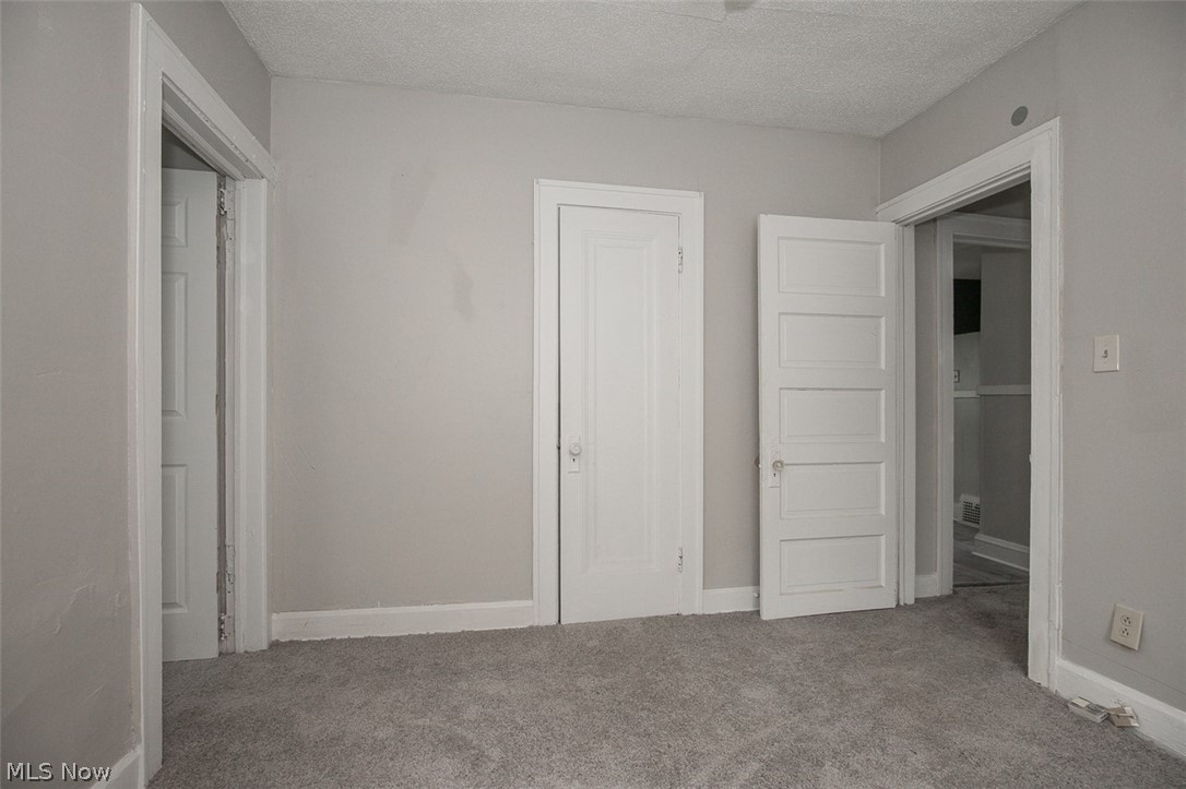 12008 Craven Avenue Cleveland OH 44105