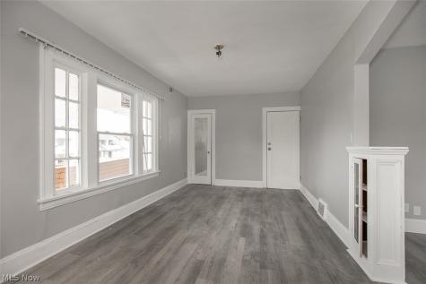 12008 Craven Avenue Cleveland OH 44105