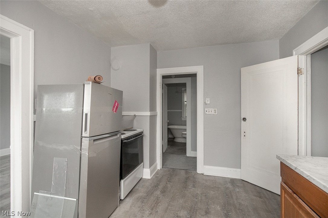 12008 Craven Avenue Cleveland OH 44105