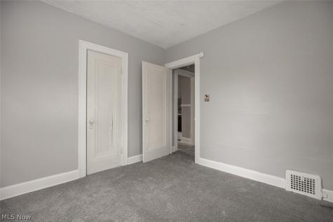 12008 Craven Avenue Cleveland OH 44105