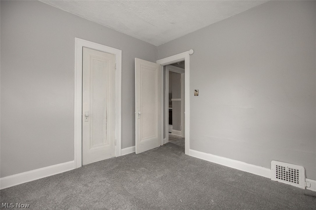 12008 Craven Avenue Cleveland OH 44105