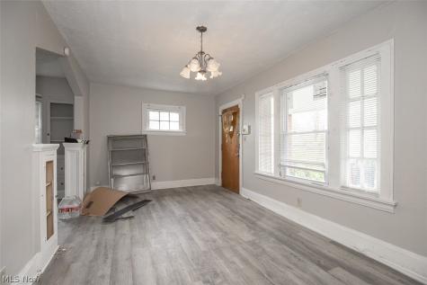 12008 Craven Avenue Cleveland OH 44105