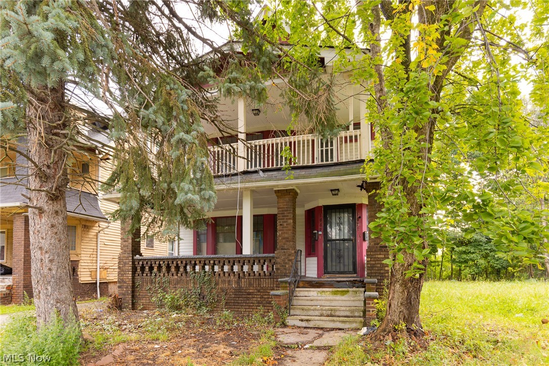 1069 Carlyon Road East Cleveland OH 44112
