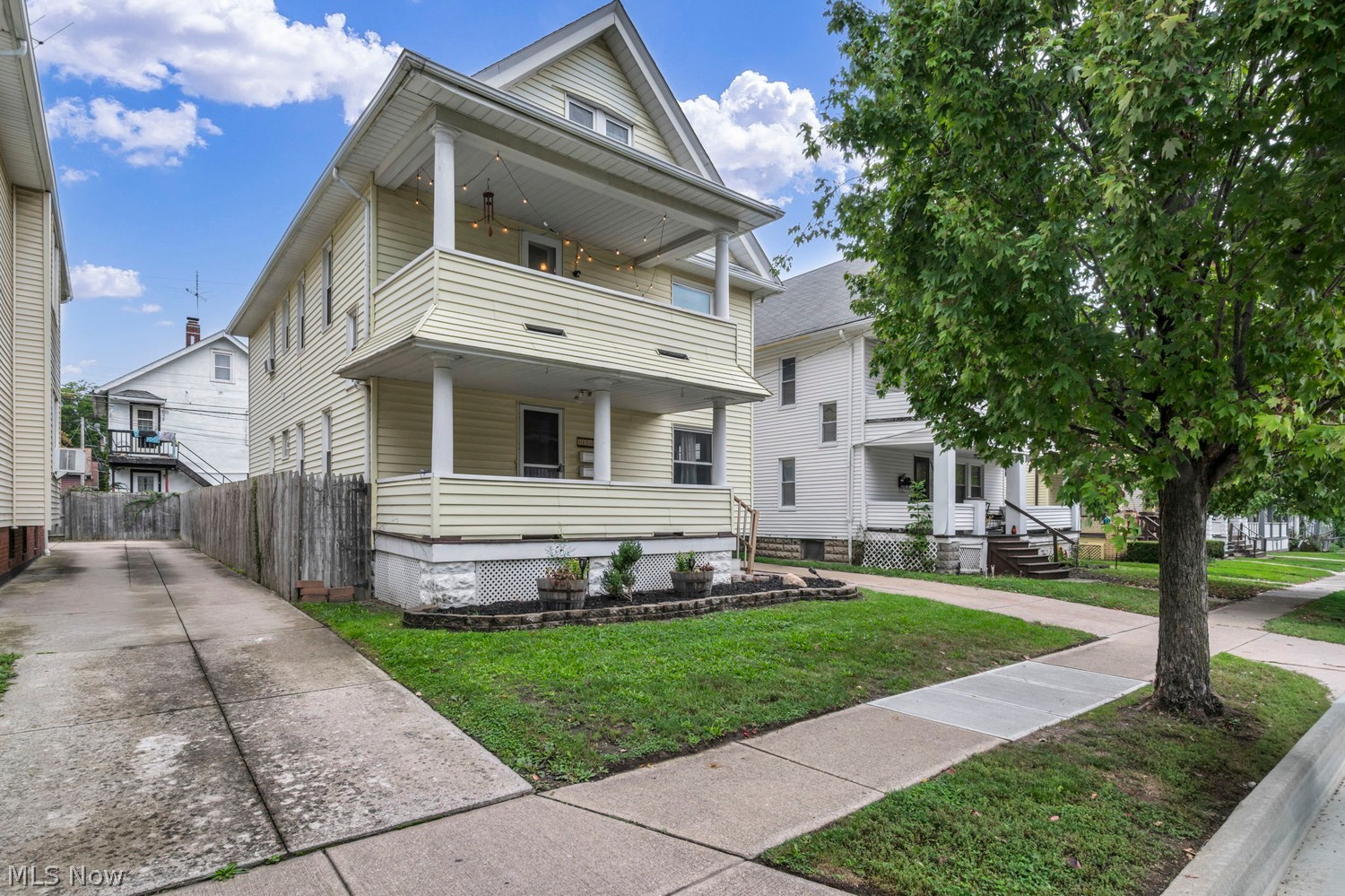 1286 Fry Avenue Lakewood OH 44107