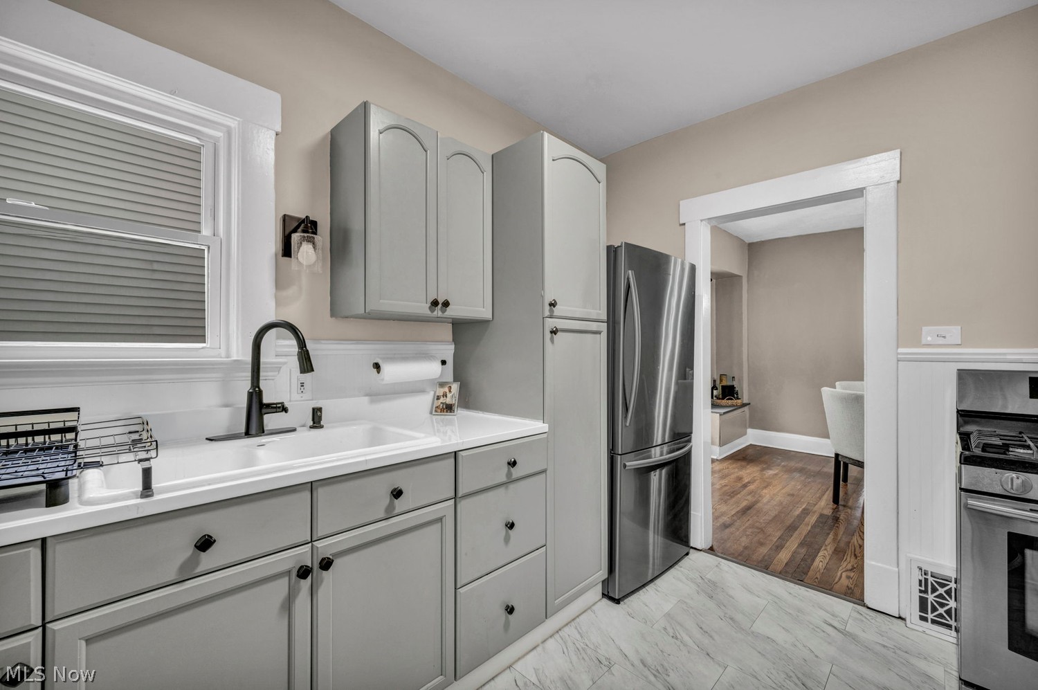 1286 Fry Avenue Lakewood OH 44107